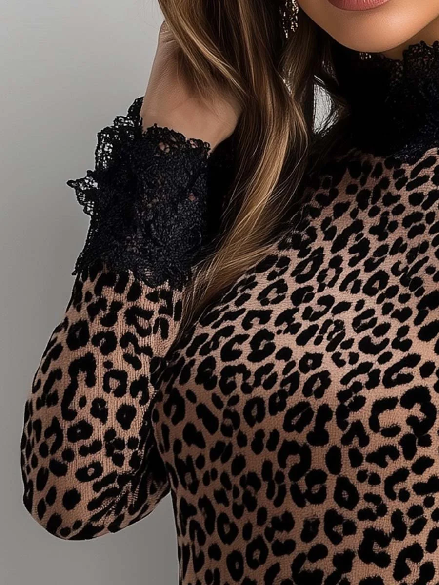 Women's Lace Leopard Velvet T-shirt - Image 3