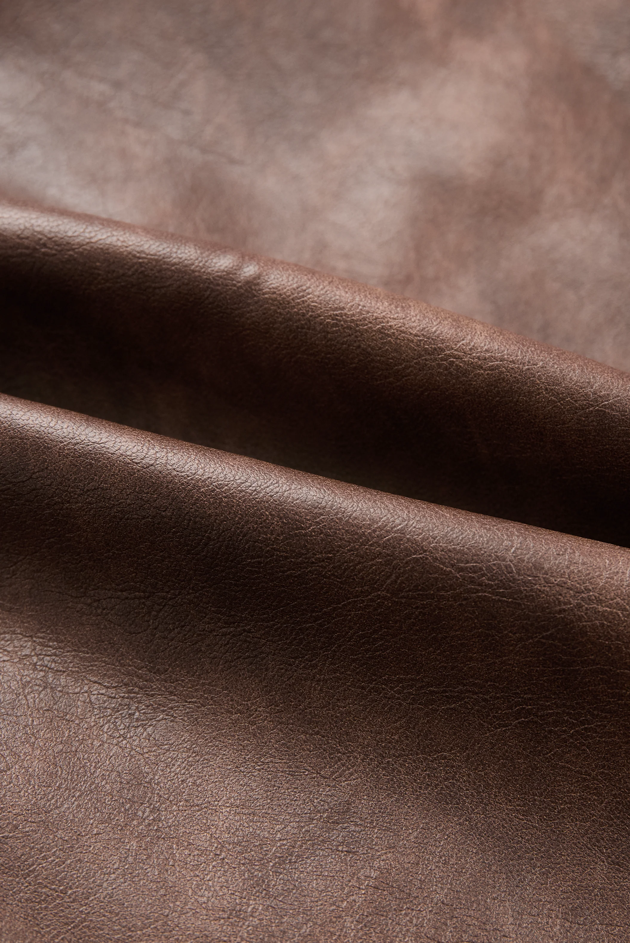 Women's Lapel Vintage Faux Leather Jacket - Image 3