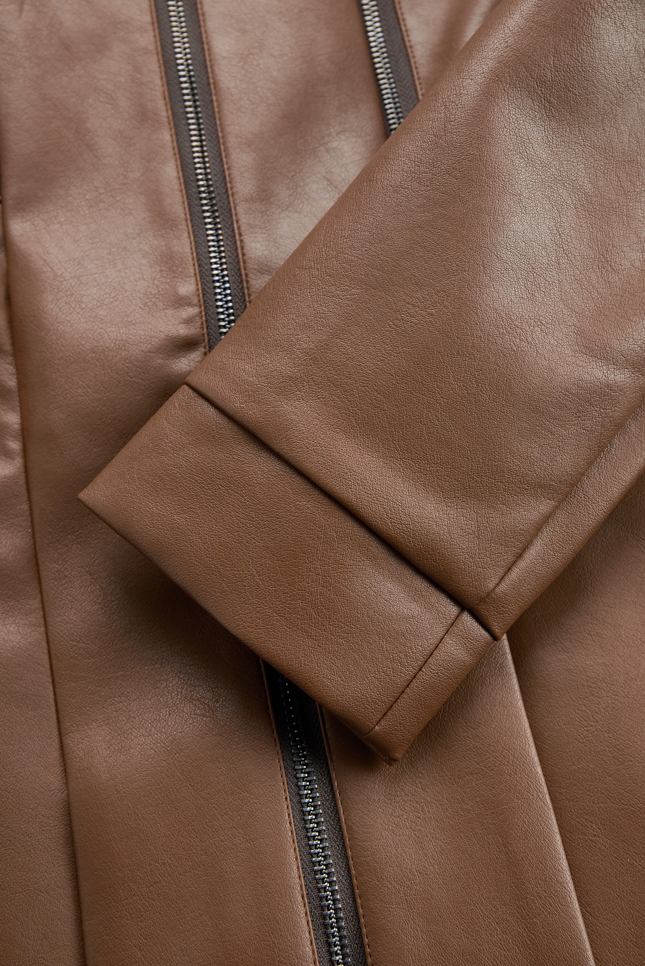 Women's Stand Collar Vintage Faux Leather Jacket - Image 3